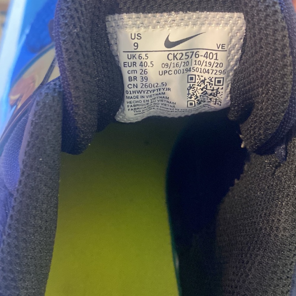 NIKE RENEW - Picture 2 of 3